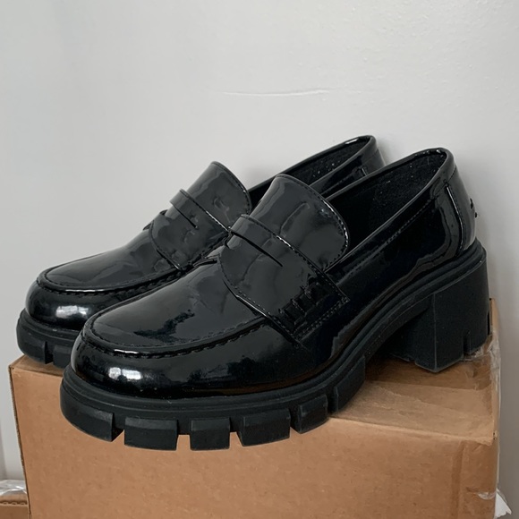 ASOS patent chunky platform lugged sole loafers - Picture 2 of 7